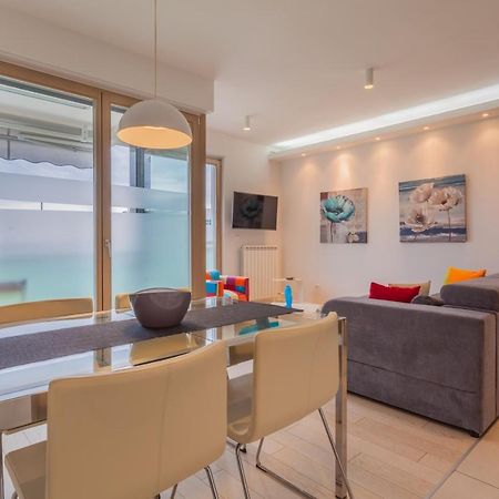 Apartman Laura Риека Экстерьер фото